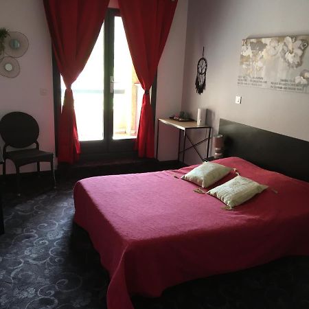 Residence Le Grand Virage Pont-de-Labeaume Luaran gambar